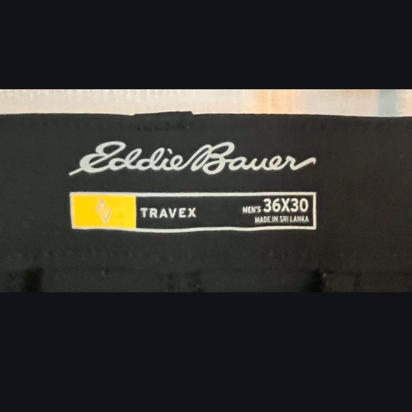 Eddie Bauer Men's Black Chinos - Picture 3 of 3